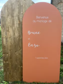 Panneau d’accueil d’une cérémonie au Domaine des Hirondelles
